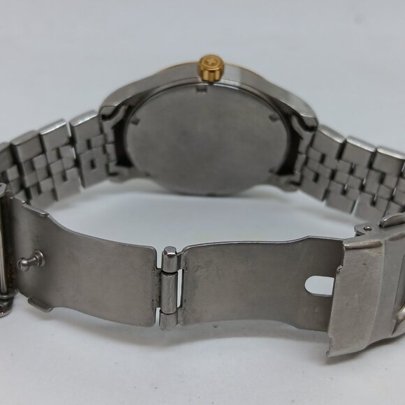 Wenger Terragraph 01.9041.214 Men's 42mm Two Tone S/Steel Swiss Quartz Watch - Picture 8 of 11